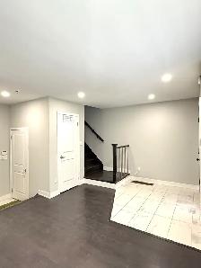 Townhouse for Lease | Woodbridge, Vaughan - Photo 2