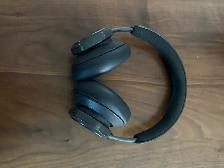 Bang & Olufsen Beoplay Portal Headphones - Photo 3