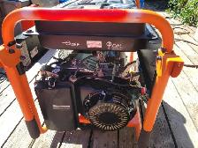 Generac portable generator 6500 Watts, low run-hour meter - Photo 3