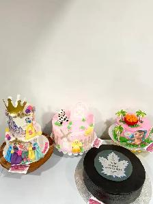 Stunning cakes custom cakes GTA halton - Photo 7