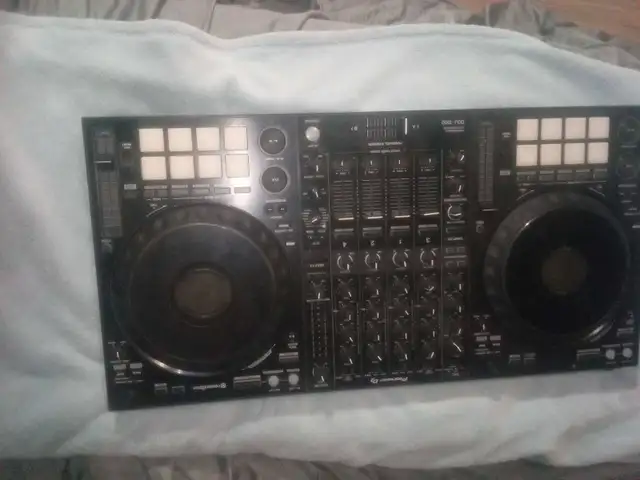 Pioneer DJ DDJ-1000