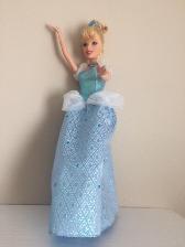 POUPÉE NEUVE CHIC PRINCESSE BARBIE DE COLLECTION 13'HAUT: $15.00