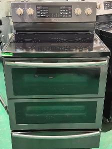 Samsung Glass Top Stove Double Door NE59J7850WG/AC (S4370) $595 - Photo 2