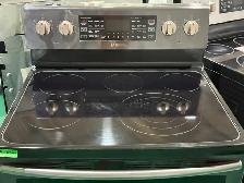 Samsung Glass Top Stove Double Door NE59J7850WG/AC (S4370) $595 - Photo 4