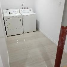Basement for rent - Sheridan area - Photo 9