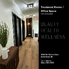 Treatment room  for lease in prime 8th street location - Photo 2