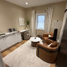 Treatment room  for lease in prime 8th street location - Photo 3
