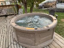 Hot Tub Rentals - Photo 7