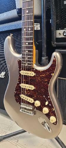 2014 Squier Strat 60's Classic Vibe Electric Guitar (32278906) - Photo 4