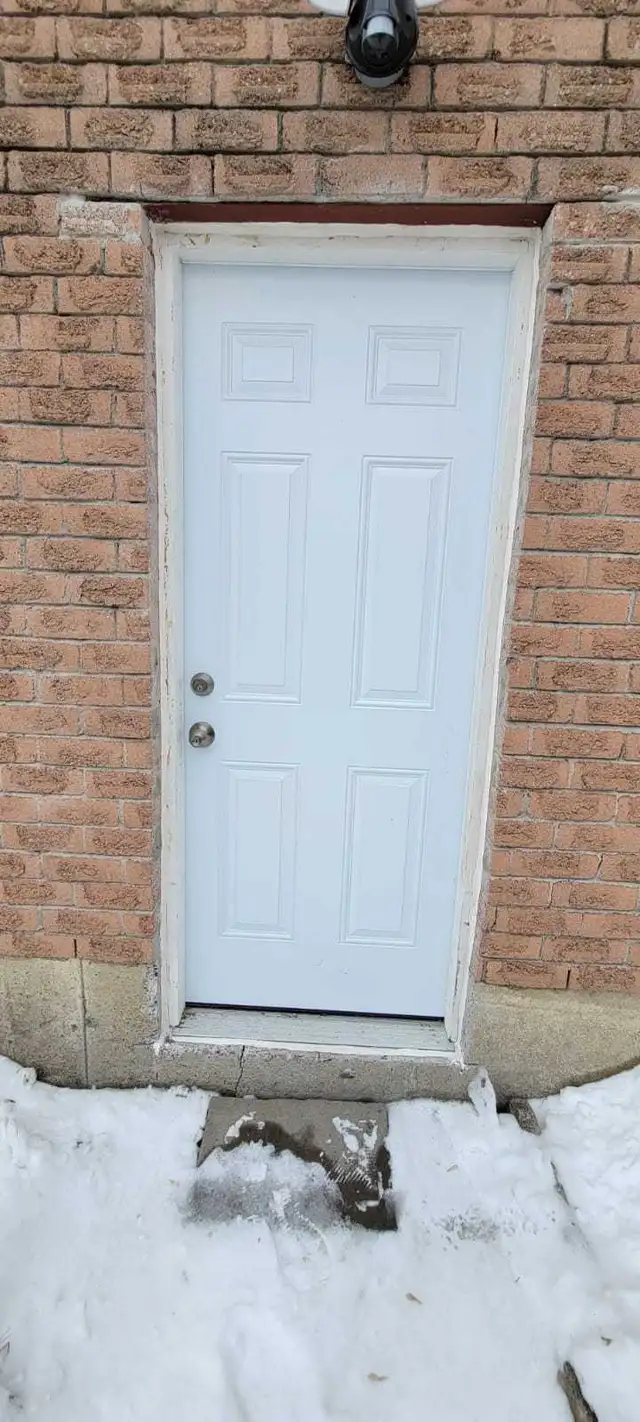 Room Available in Shared Basement Apartment – Male Only