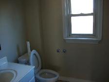 Three bedrooms available for rent in a house near UTSC - Photo 4