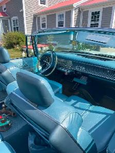 1964 Chrysler Imperial Convertible - Photo 2