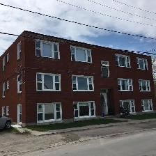 1 Bedroom Apt. $1300/month in Trenton. Available Immediately! - Photo 4