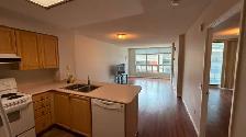 Lease 2 2 Condo - Bay & College St. Downtown near U of Toronto