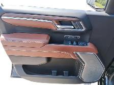 2024 GMC Sierra 1500 Crew Cab Short Box 4-Wheel Drive Denali Ult - Photo 11