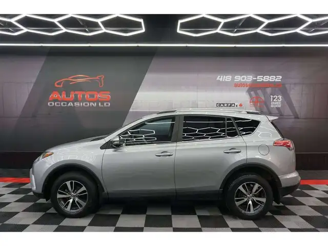 2018 Toyota RAV4 LE AUTO FULL ÉQUIPÉ SIÈGES CAMERA BLUETOOTH