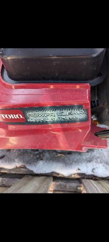 Toro Snow Blower 821 RC - Photo 3