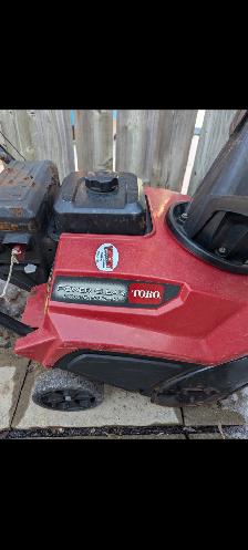 Toro Snow Blower 821 RC - Photo 5