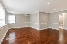Bungalow Whole Main Floor for Rent - Photo 4