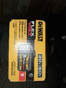 DEWALT FLEXVOLT 9Ah Battery DCB609G - Photo 2