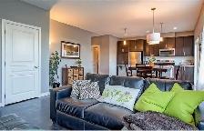 Spacious 3 bedroom & 3.5 Baths Townhouse - Fully developed bsmt - Photo 2