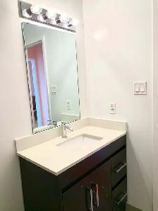 Fully Furnished rooms 4 females near Fairview Mall/Don mills - Photo 9