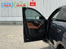 2019 Jaguar F-Pace 30T PORTFOLIO | HUD | PANO | LOADED - Photo 16