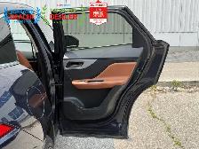 2019 Jaguar F-Pace 30T PORTFOLIO | HUD | PANO | LOADED - Photo 29