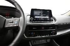 2025 Nissan Rogue SV AWD, HEATED SEATS, BACKUP CAMERA & MORE! - Photo 17