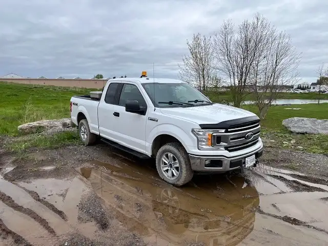 2018 FORD F150 4X4 W/ PLOW FOR SALE ($9999 OBO)