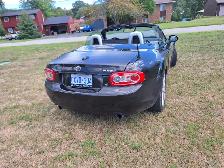 Mazda MX-5 Retractable Hardtop - Photo 7