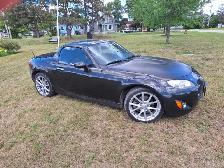 Mazda MX-5 Retractable Hardtop - Photo 9