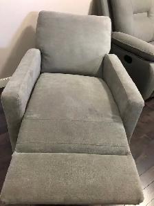 True Innovations Manual Grey Fabric Recliner Swivel Glider. - Photo 7