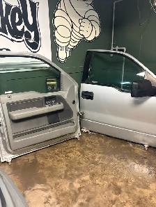 Ford f-150 XIt Driver/Passenger doors 2004-06 Silver$50each