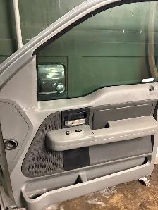 Ford f-150 XIt Driver/Passenger doors 2004-06 Silver$50each - Photo 8