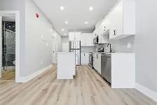 Modern One Bedroom Plus Den - Photo 4