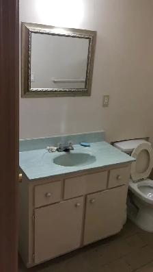 Commercial Basement Unit For Rent - All Inclusive - $1200 - Photo 6