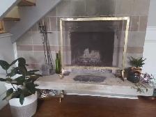 2 LEVEL 1.5 br apt. Very large with 20’ stone fireplace. locatio - Photo 8