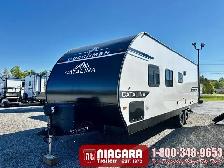 2026 COACHMEN CATALINA SUMMIT SERIES 8 261BH Travel Trailer - Photo 2
