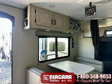 2026 COACHMEN CATALINA SUMMIT SERIES 8 261BH Travel Trailer - Photo 9