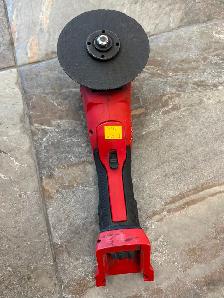 Cordless Milwaukee 2880-20 Grinder - Photo 3