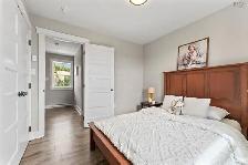 GORGEOUS EASTERN SHORE 3 BED 2.5 BATH | Available Now! - Photo 12