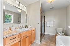 GORGEOUS EASTERN SHORE 3 BED 2.5 BATH | Available Now! - Photo 18