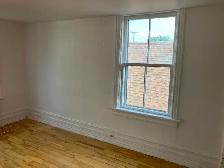 1 Bedroom Sandy Hill Apartment for Rent (508 Besserer St) - Photo 9