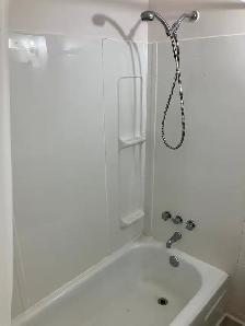 Sandy Hill Bachelor/Studio Apartment for Rent (257 Daly Ave) - Photo 5