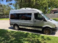 2015 sprinter 12 passengers - Photo 3