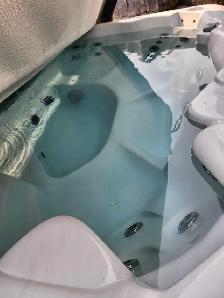 hot tub for sale - Photo 2