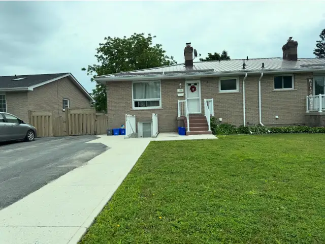 3 Bedroom, 1 Bath. Upper Unit of Duplex. $2500 all inclusive