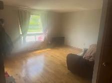 3 Bedroom, 1 Bath. Upper Unit of Duplex. $2500 all inclusive - Photo 6