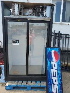 ICE COLD DOUBLE DOOR DISPLAY COOLER PEPSI $475.00